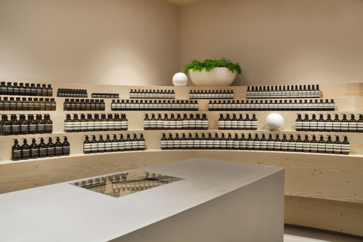 佐泰男士啫喱熱銷，型男造型必備神器